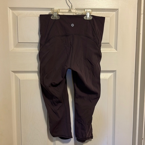 Lululemon Capri Leggings - Picture 4 of 7